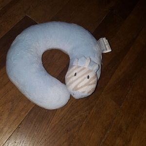 NWOT ADORABLE Giraffe Baby Neck support pillow